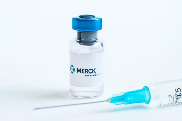 Merk potvrdio: Oralni lek protiv kovida – 50% manje šanse za hospitalizaciju ili smrt
